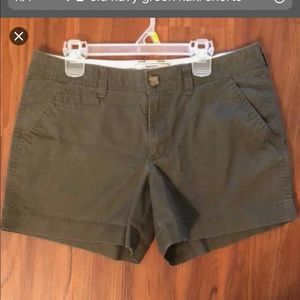 Old navy green khaki shorts